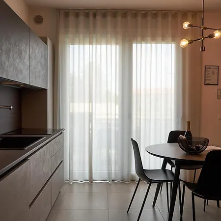 Forte17 Exclusive View Pool And Terrace Διαμέρισμα Πεσκιέρα ντελ Γκάρντα